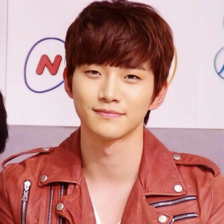Latest photo of Lee Junho
