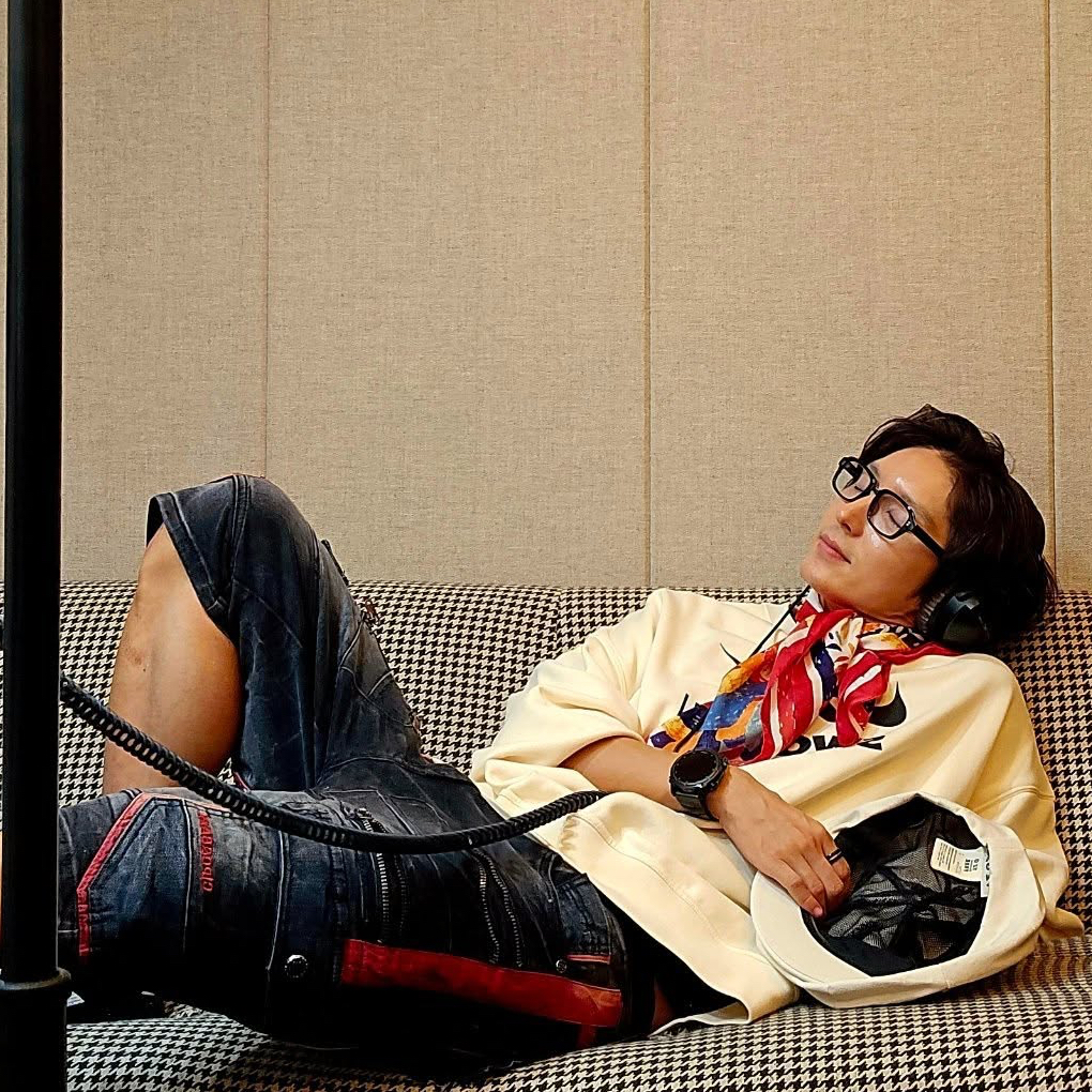 Recent activity shot of Lee Joongi