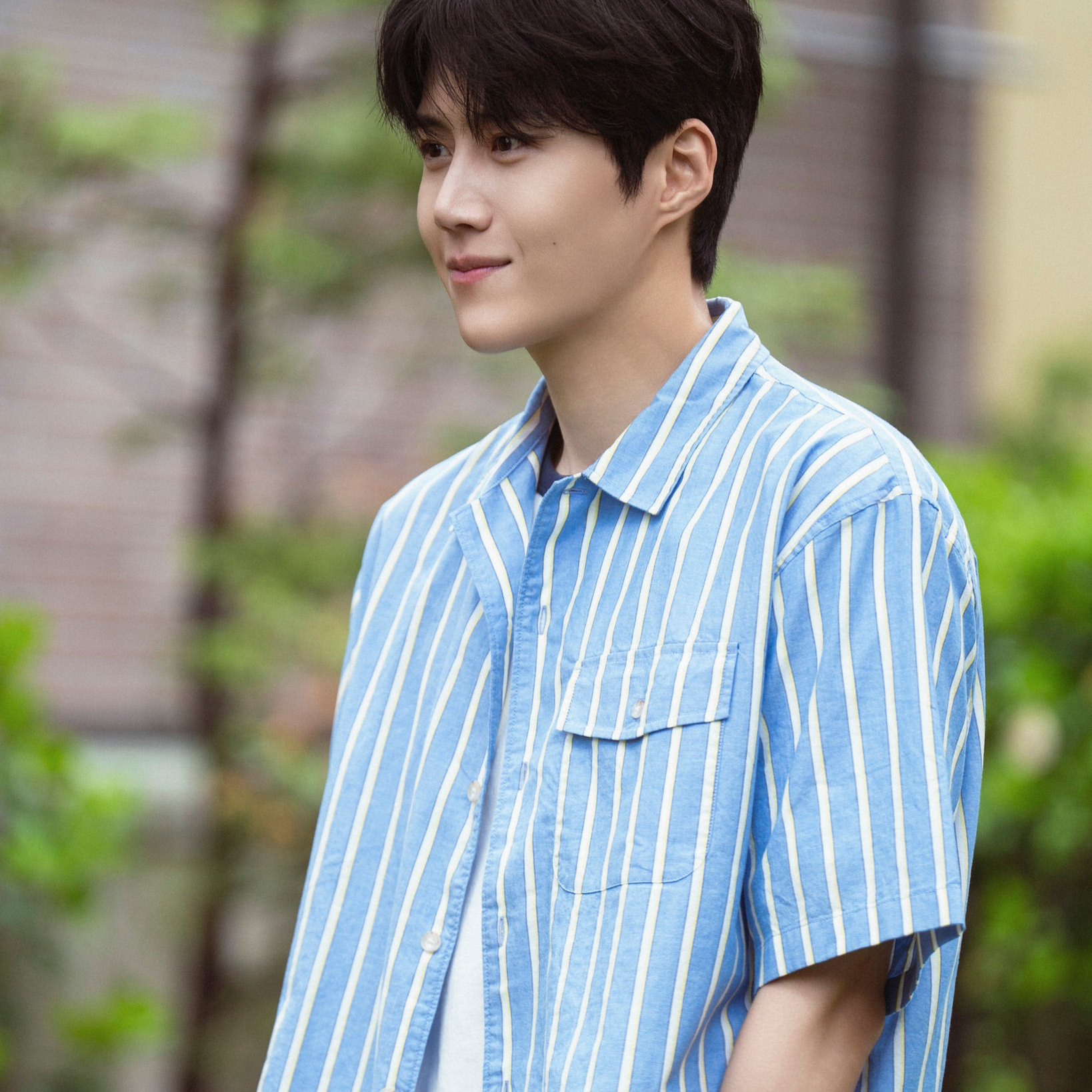 粉絲拍下的金宣虎瞬間