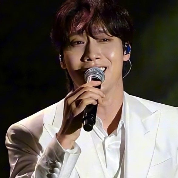 A moment captured by a fan of Choi Woojin