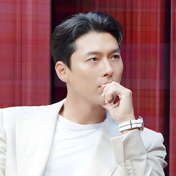 Latest photo of Hyun Bin