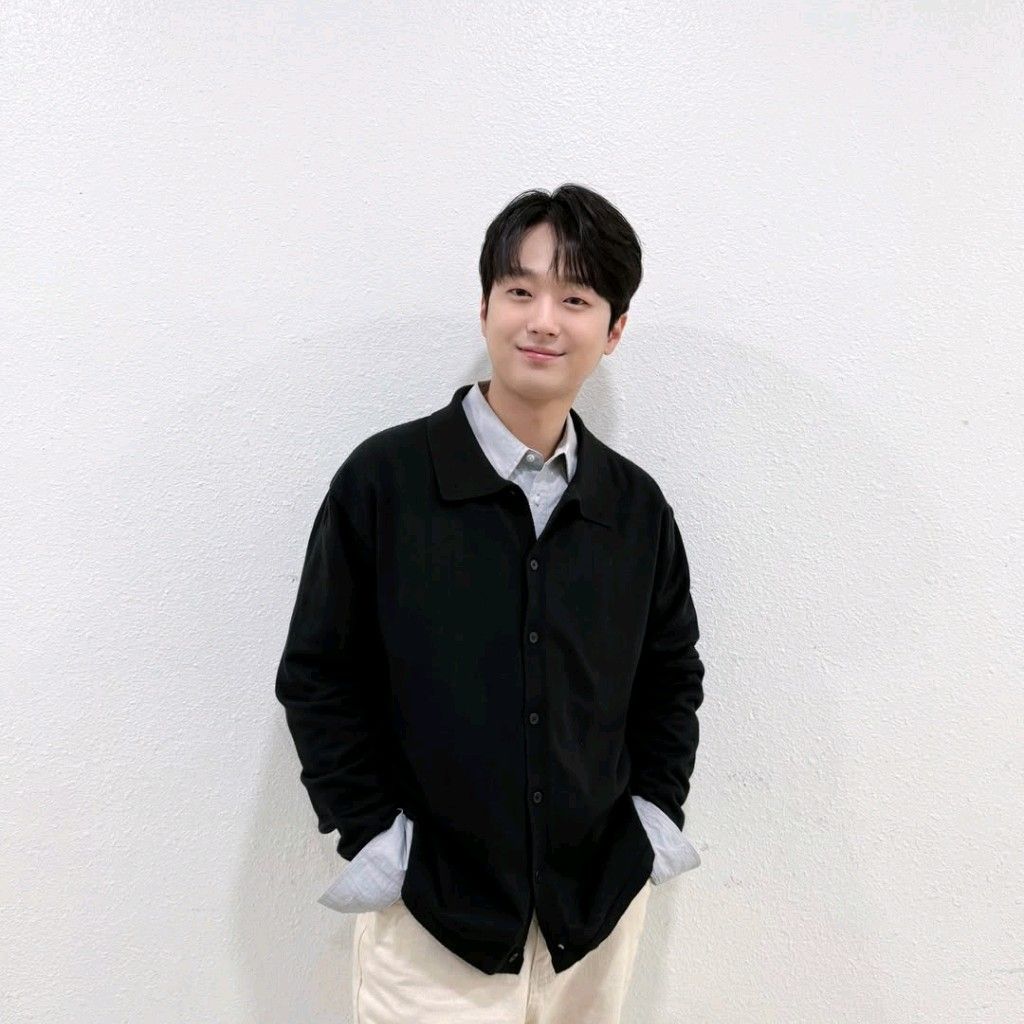 Foto kegiatan terbaru dari Lee Chanwon