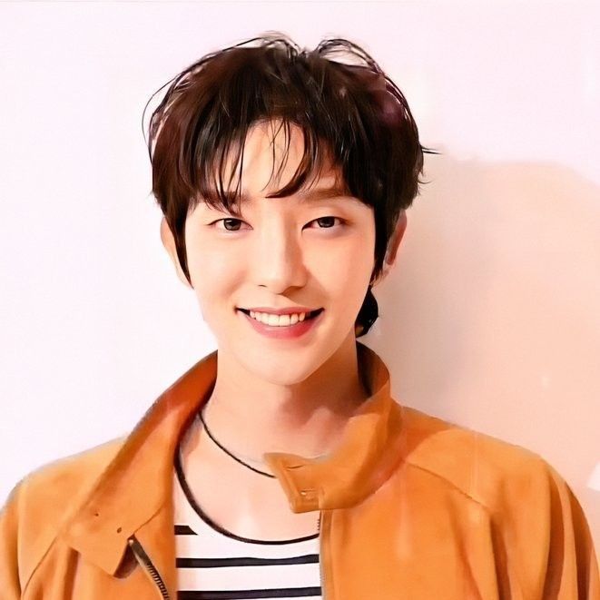 Latest photo of Lee Joongi