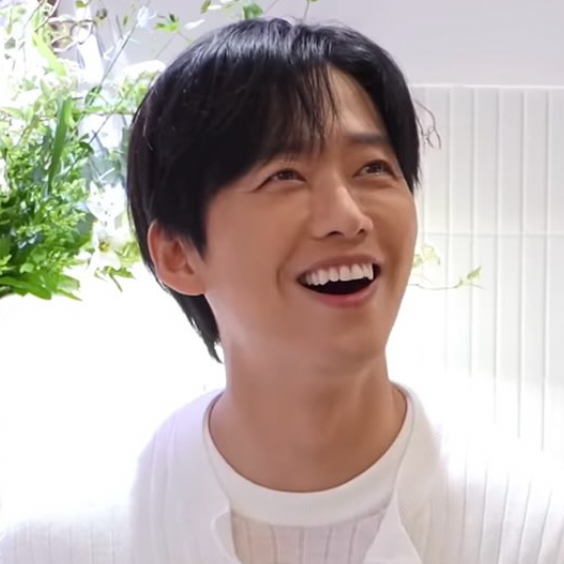 Latest photo of Namkoong Min