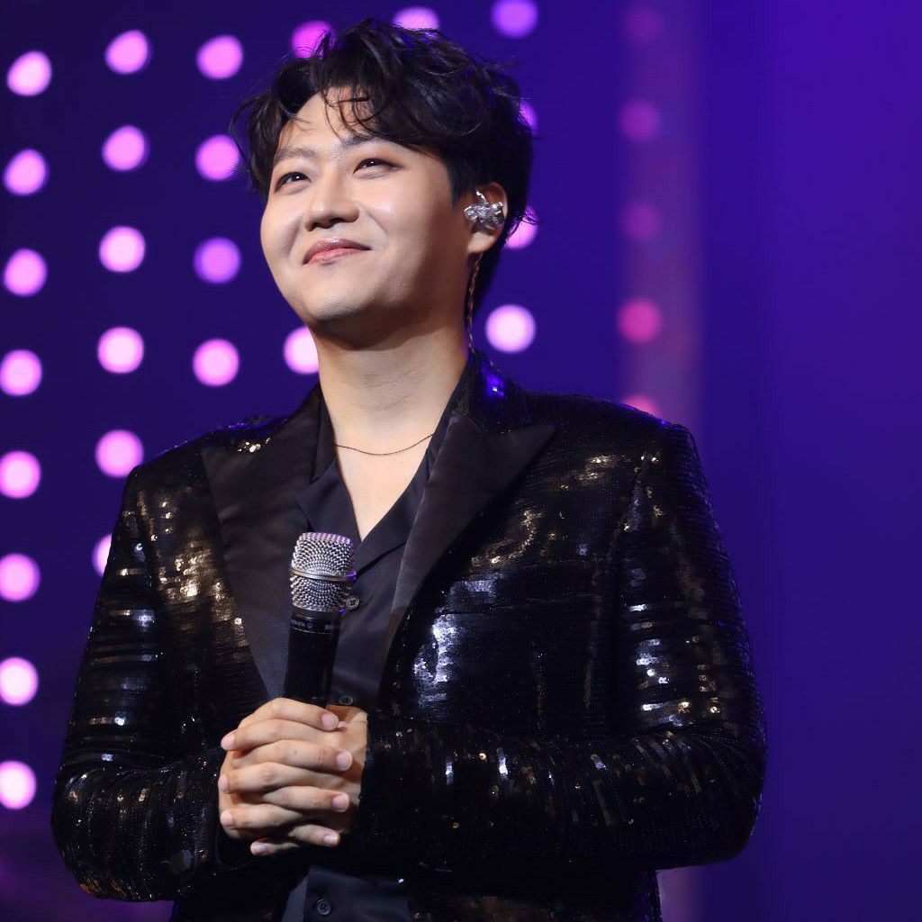 A moment captured by a fan of Min Soohyun