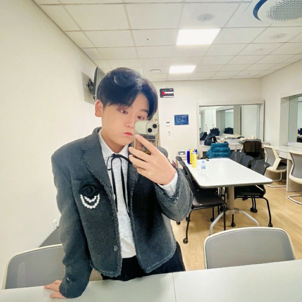 Recent activity shot of Park Sungon