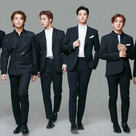 A moment captured by a fan of Cha Eunwoo