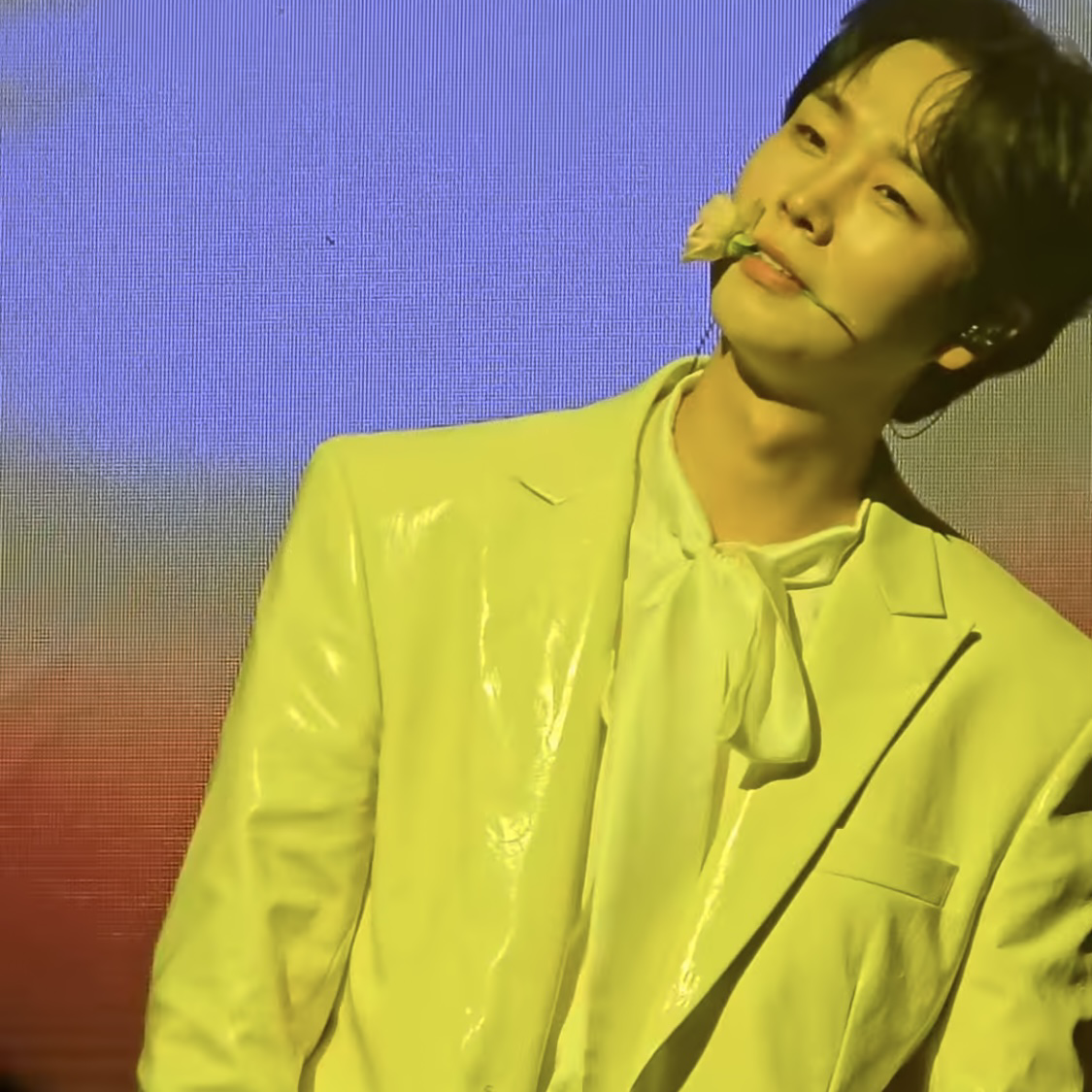 Behind-the-scenes cut of Song Minjun