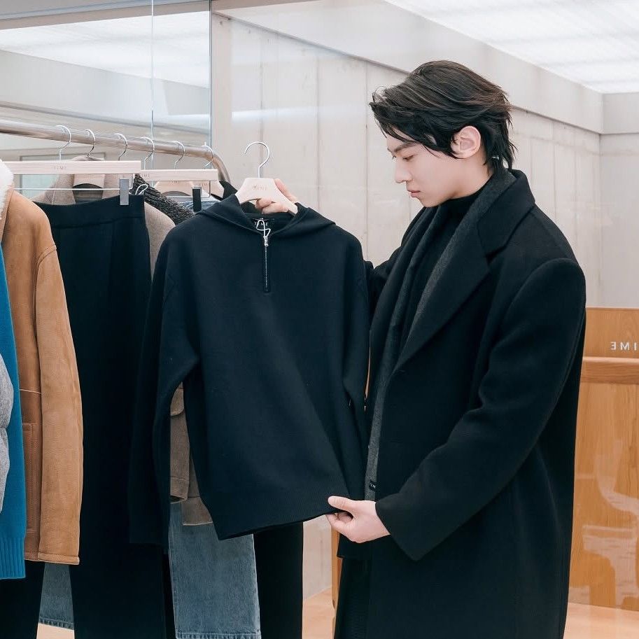 A moment captured by a fan of Dex