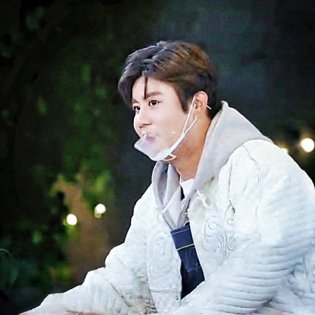 粉丝拍下的晋海成瞬间