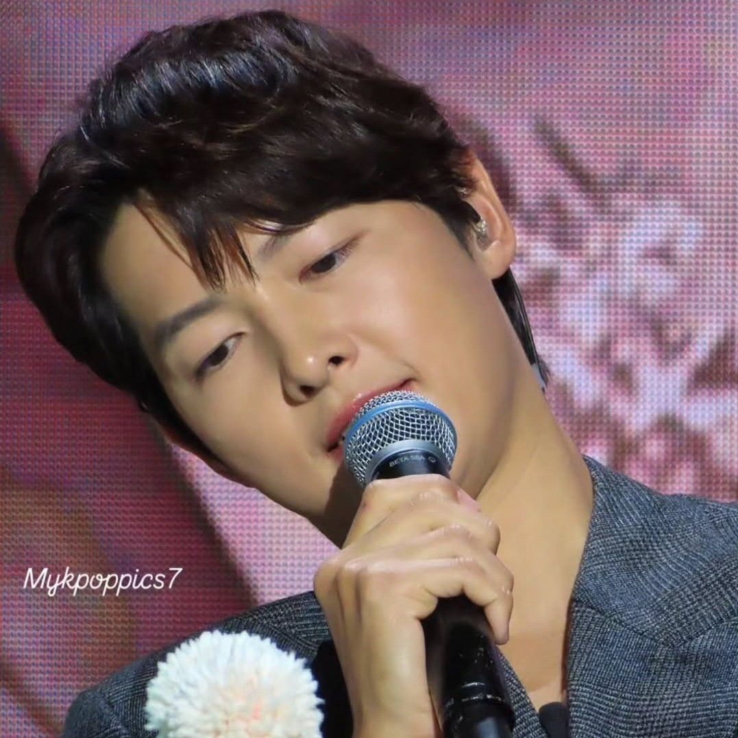 Foto terbaru dari Song Joongki