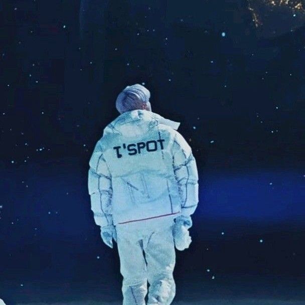 Behind-the-scenes cut of T.O.P