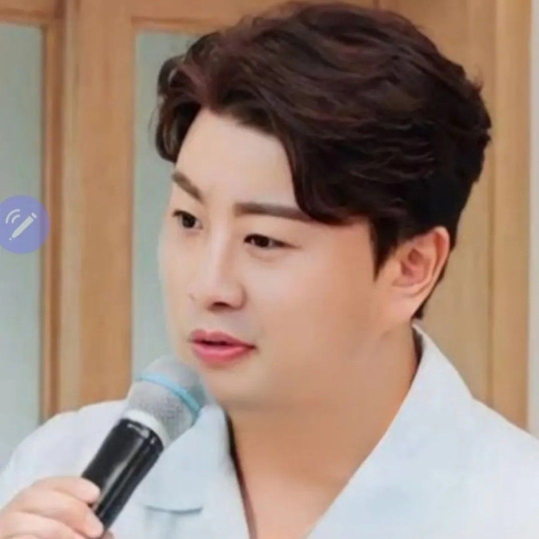 Behind-the-scenes cut of Kim Hojoong