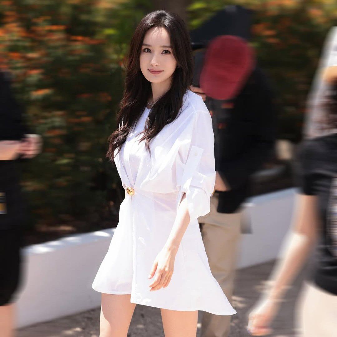 A moment captured by a fan of Yang Mi