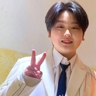 A moment captured by a fan of Park Sungon