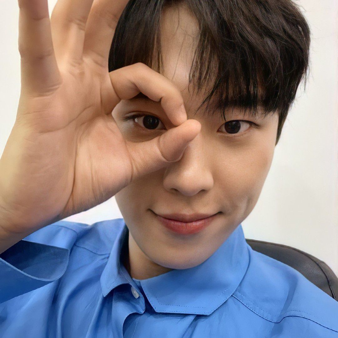 Recent activity shot of Kim Sungcheol