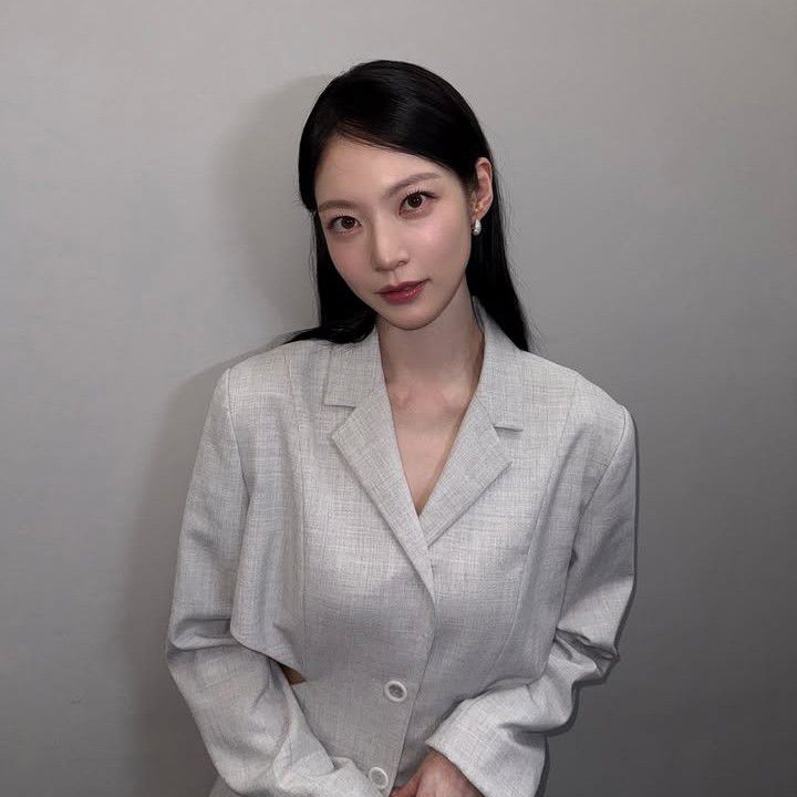 Recent activity shot of Gong Seungyeon