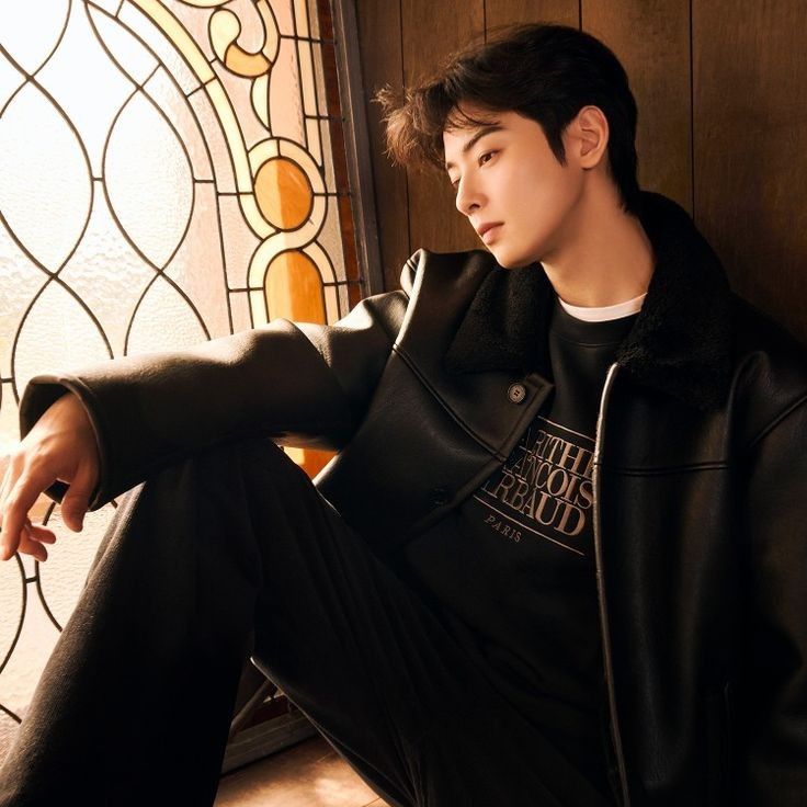 A moment captured by a fan of Cha Eunwoo