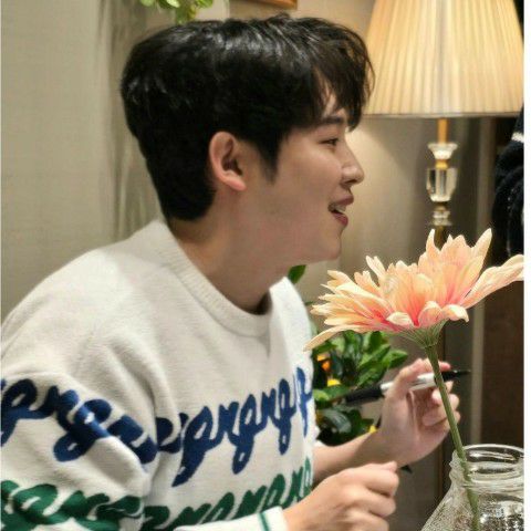 A moment captured by a fan of Jinuk