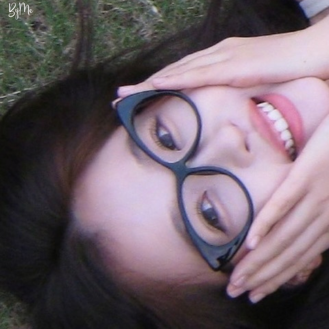 Behind-the-scenes cut of Esther Yu