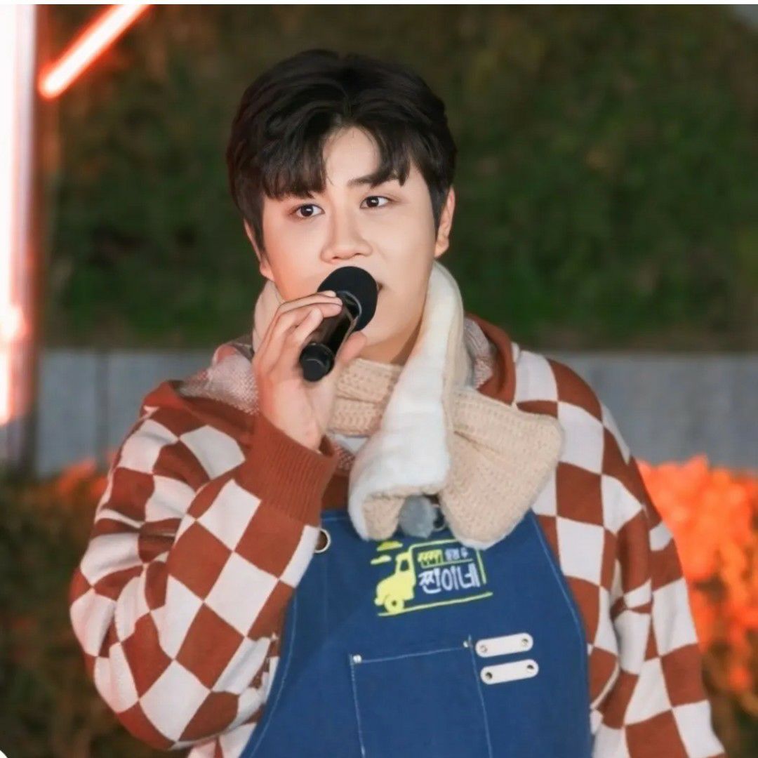 チン・ヘソンの最新写真