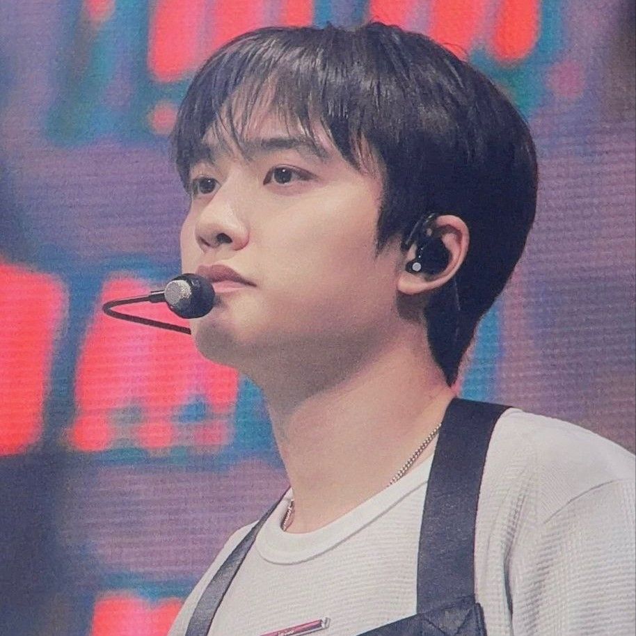 Behind-the-scenes cut of Doh Kyungsoo (D.O.)