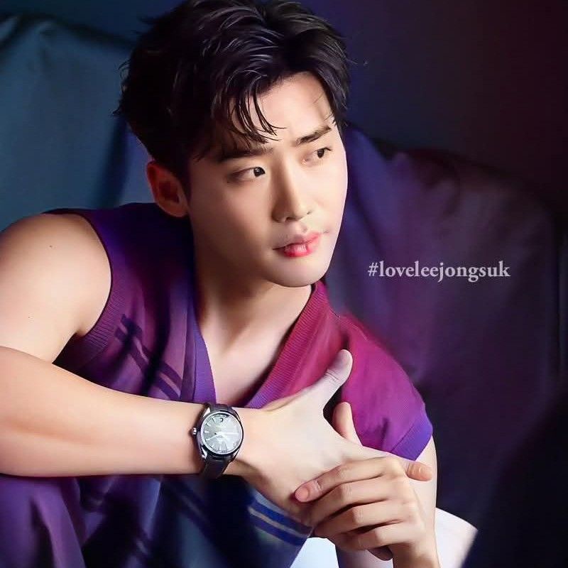 Behind-the-scenes cut of Lee Jongsuk