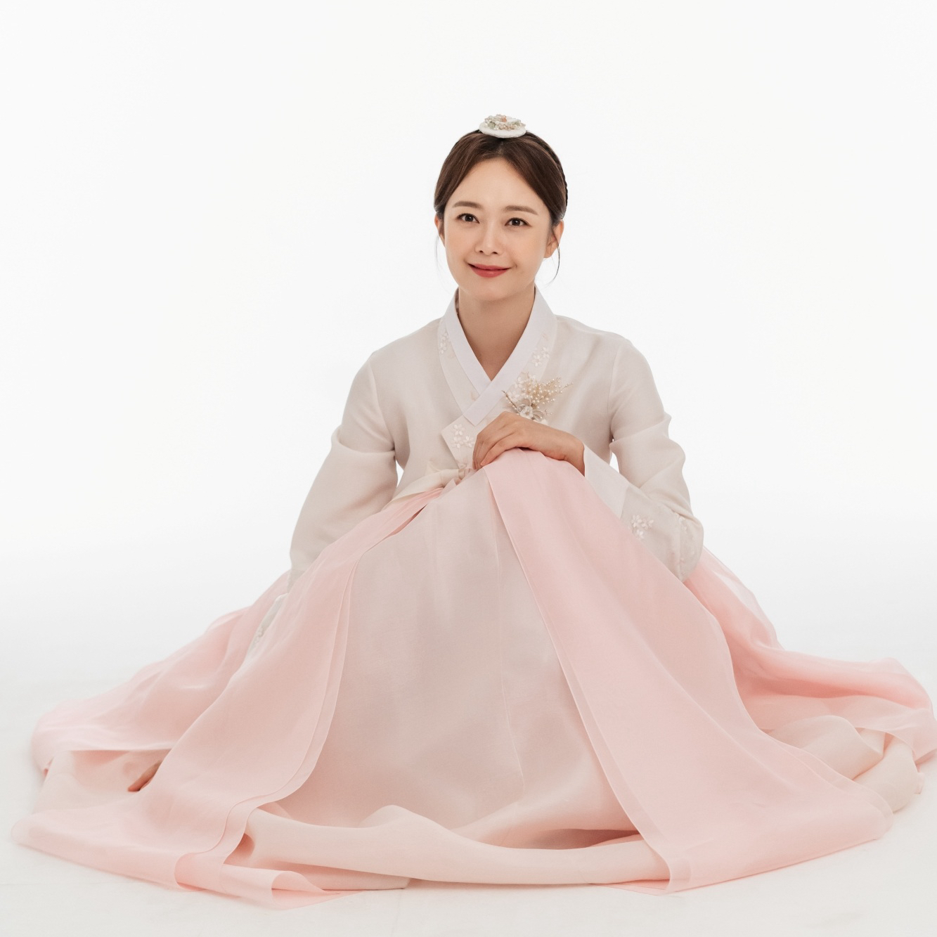 Behind-the-scenes cut of Jeon Somin