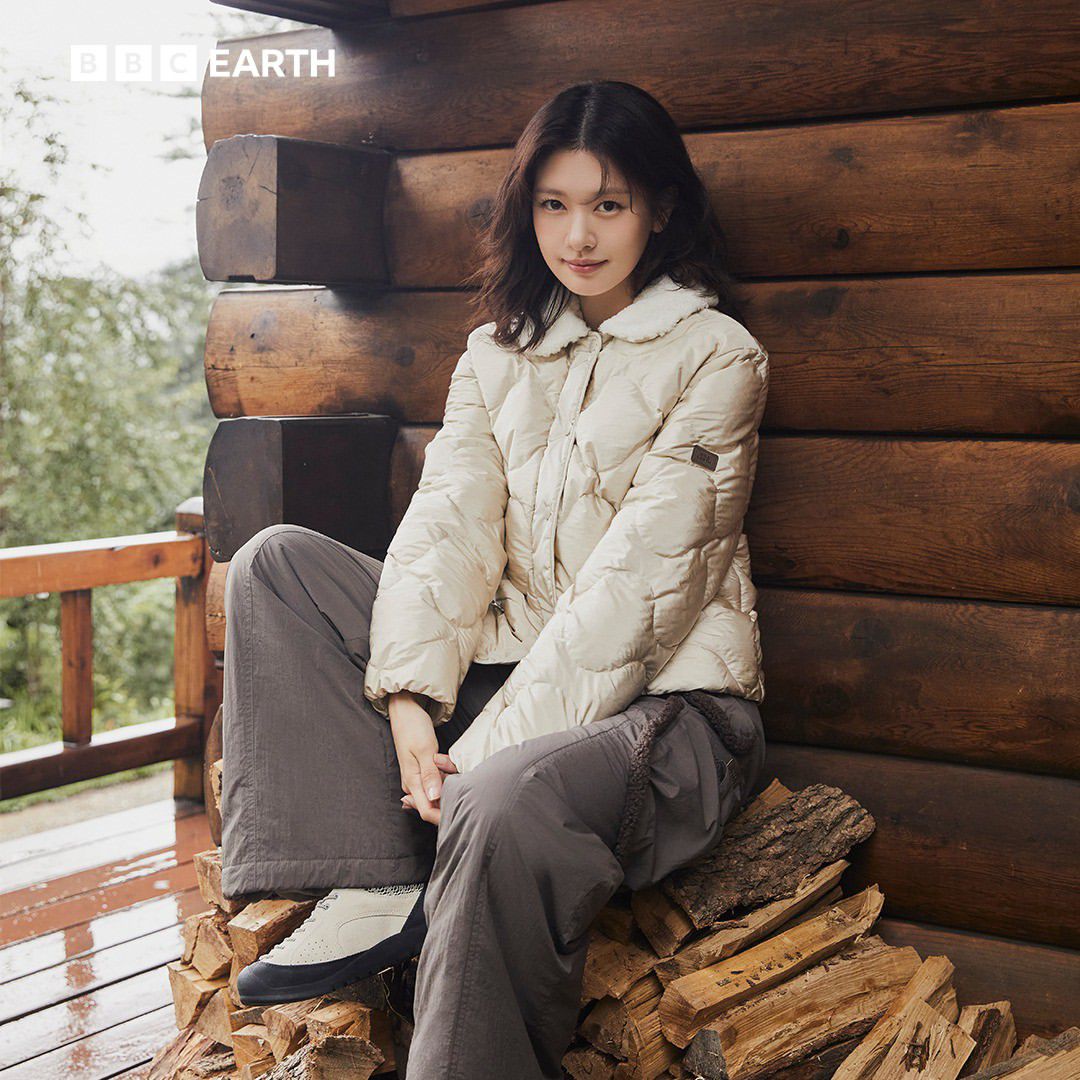 Behind-the-scenes cut of Jung Somin