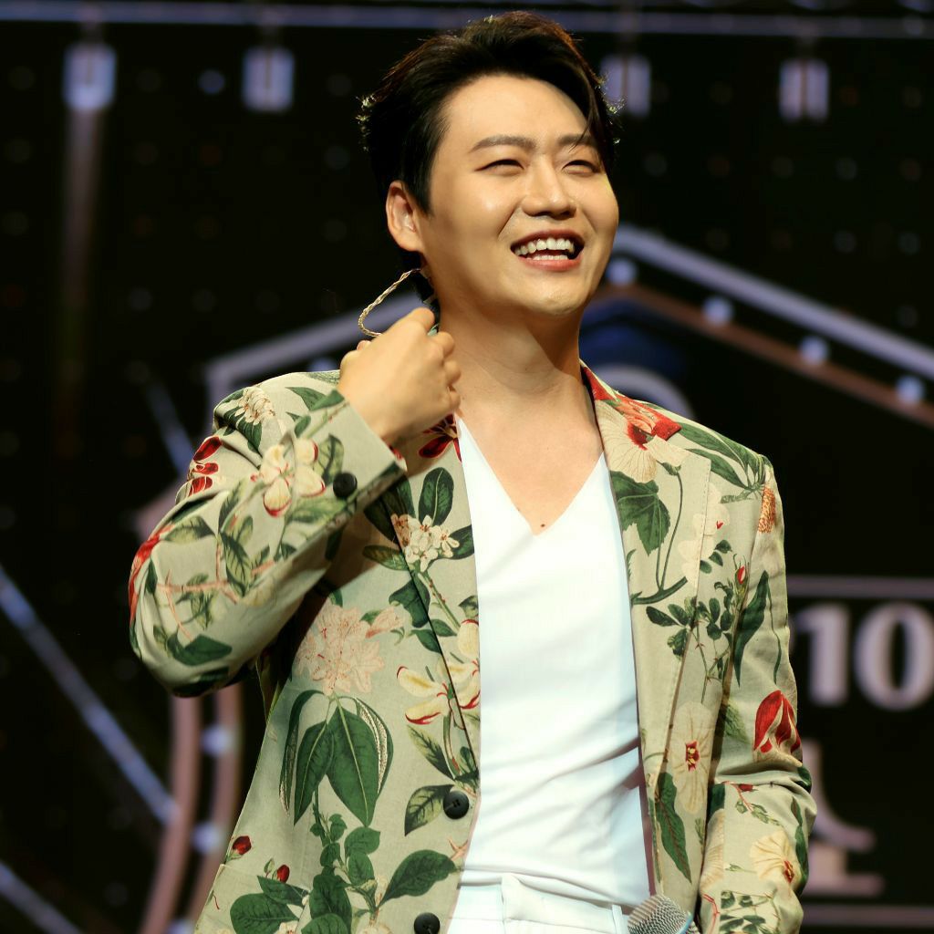 Recent activity shot of Min Soohyun