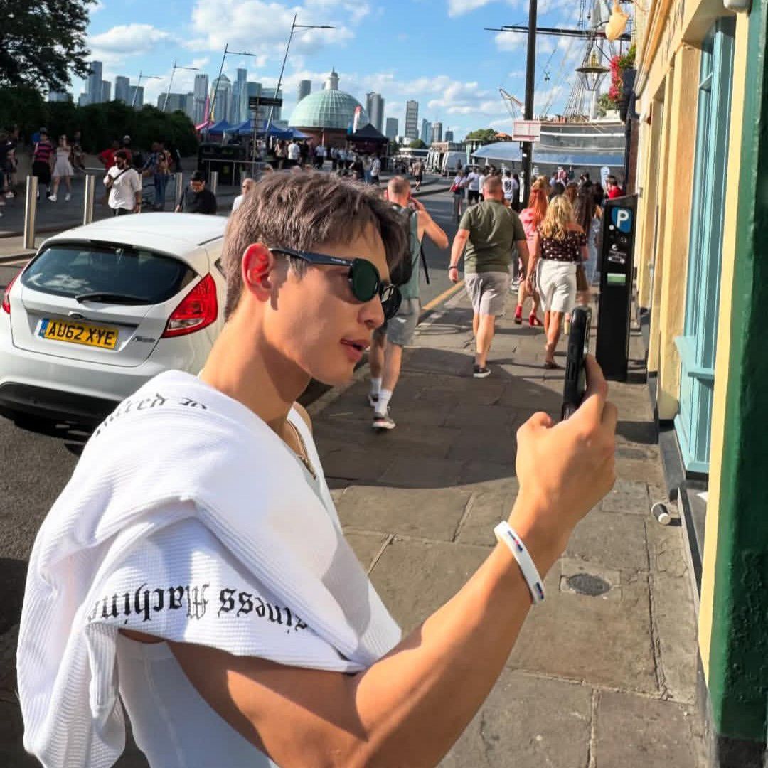 A moment captured by a fan of Choi Minho