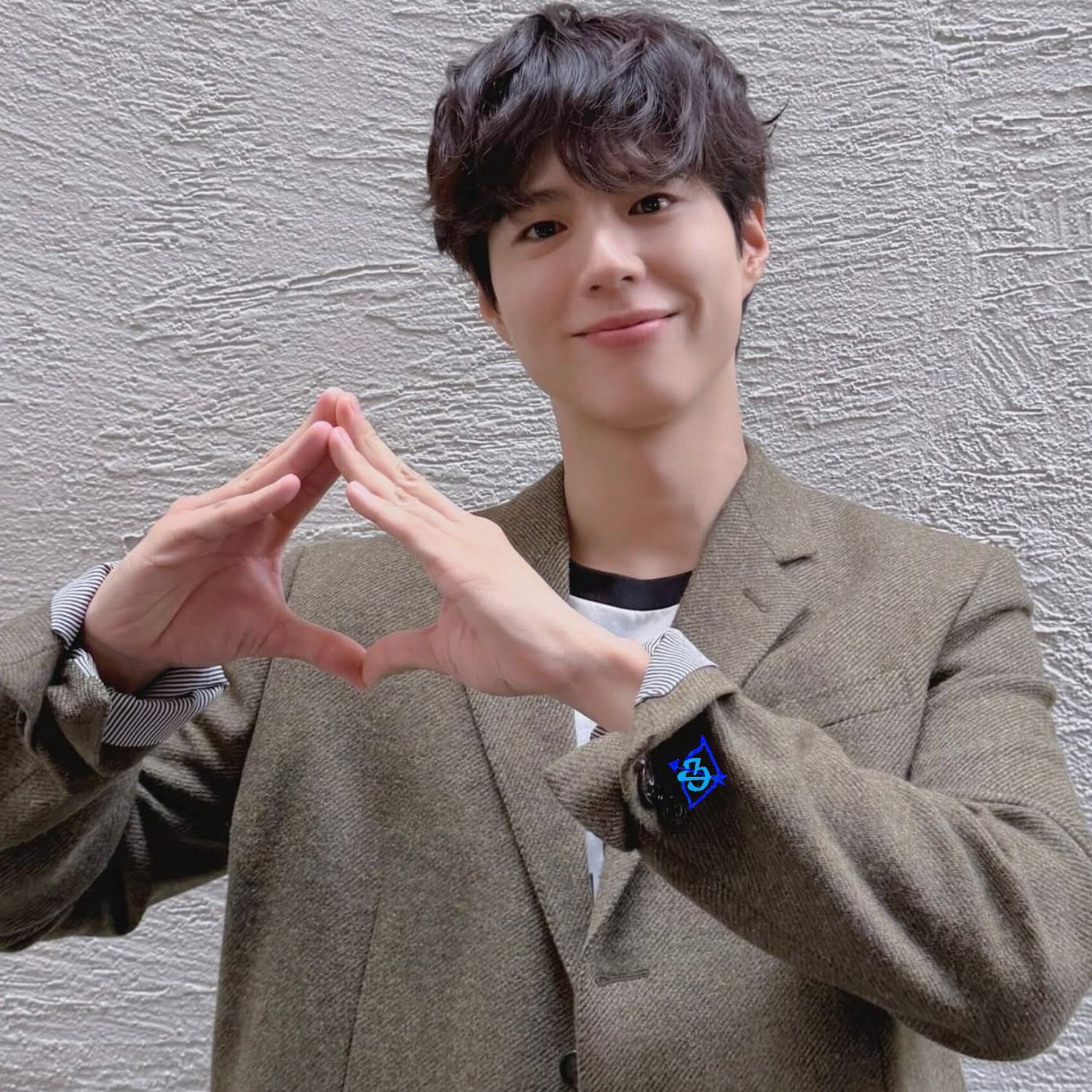 Behind-the-scenes cut of Park Bogum