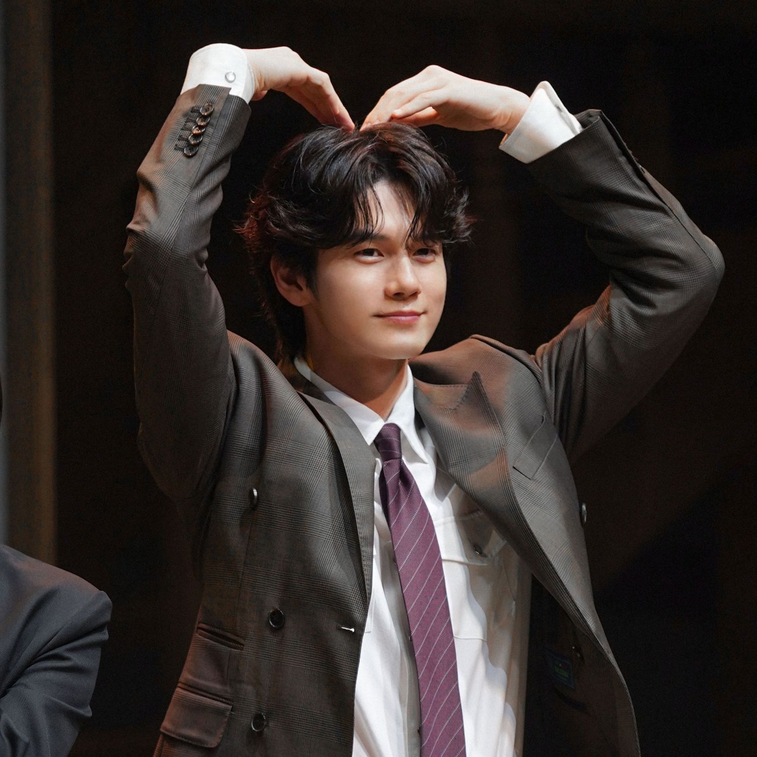 オン・ソンウのビハインドカット