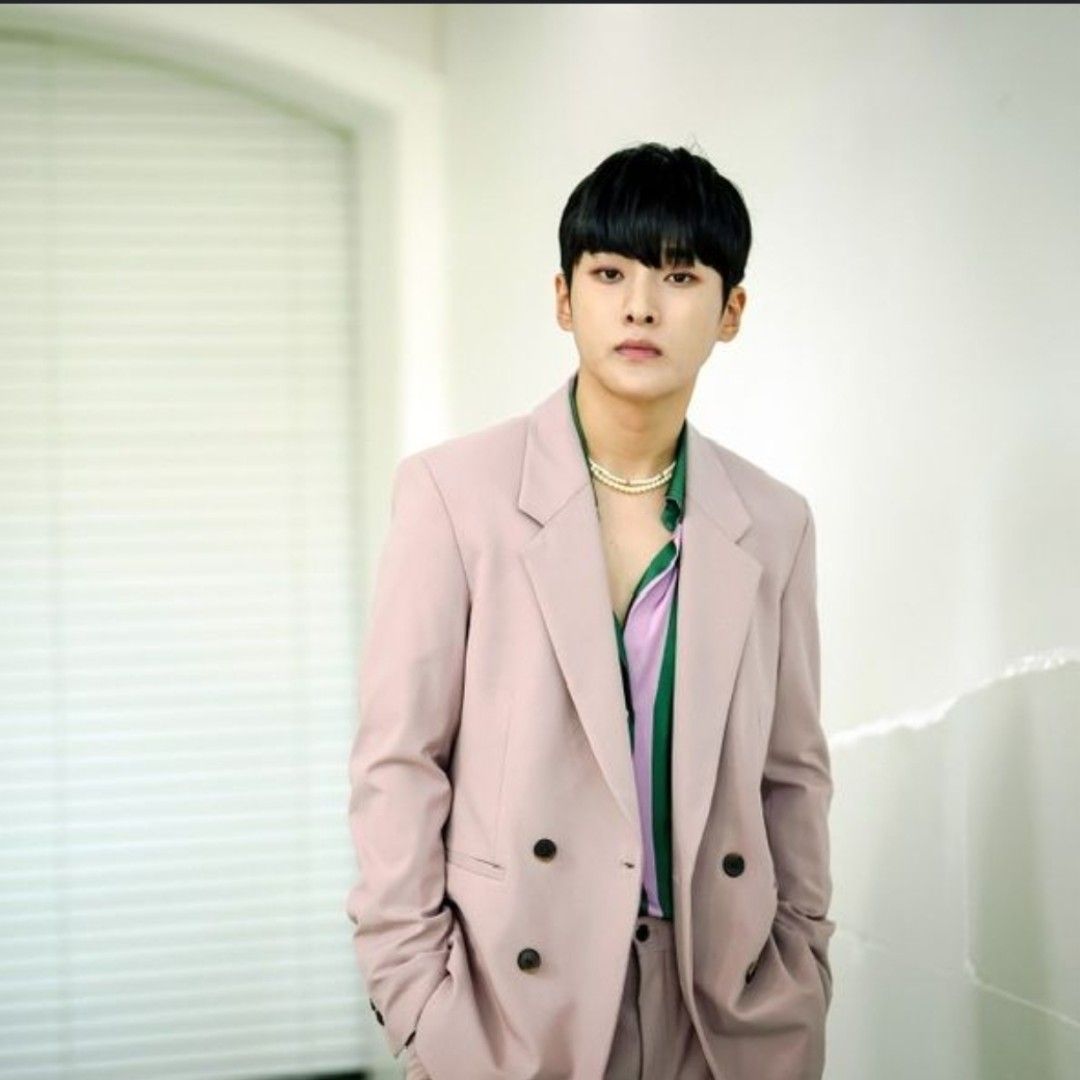 Latest photo of Seong Ri