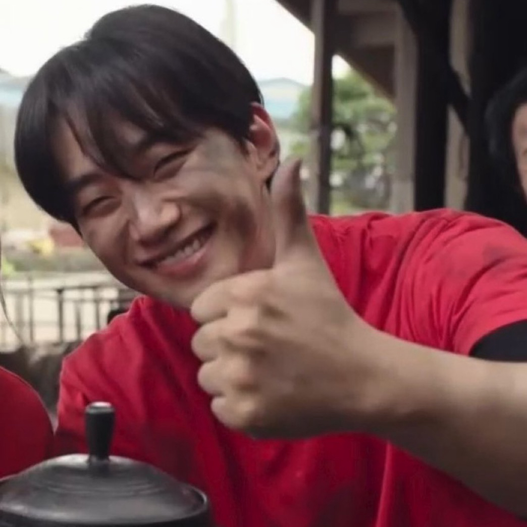 粉絲拍下的李俊昊瞬間