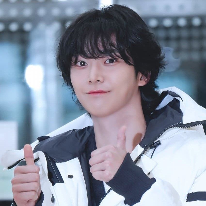 粉丝拍下的路云瞬间