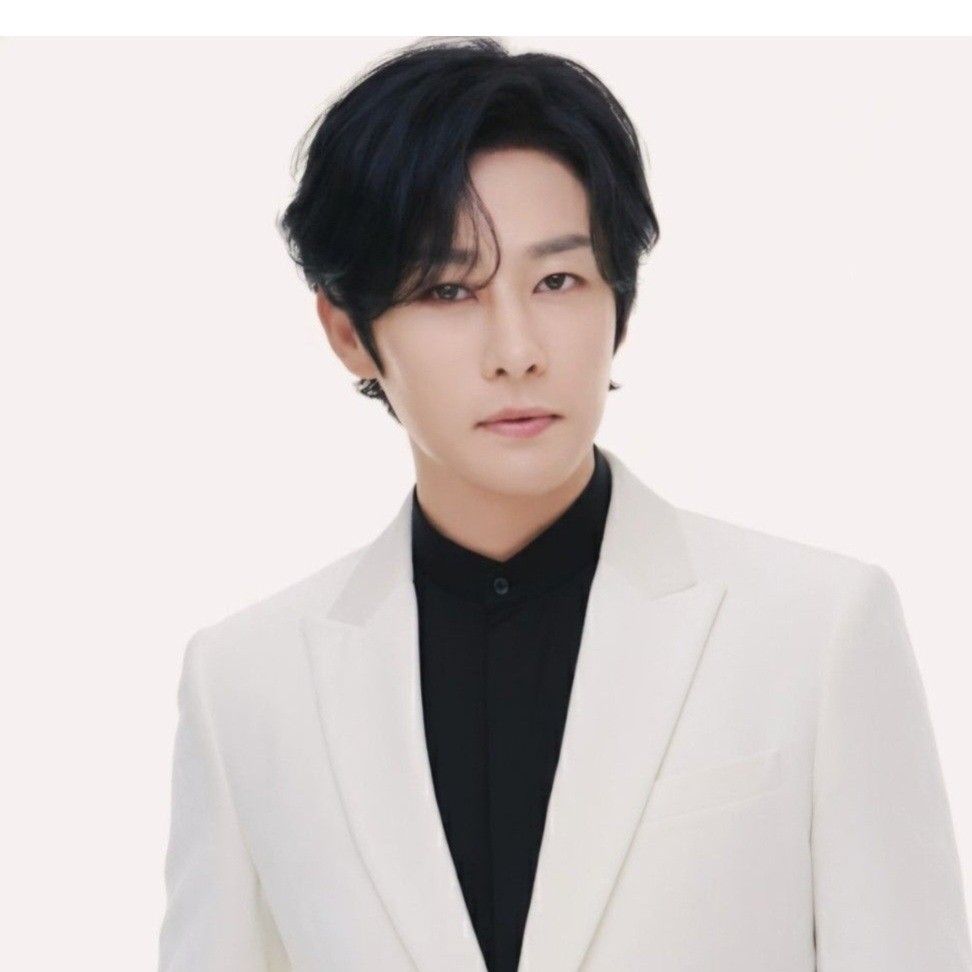 Explosively popular post in Choeaedol Celeb community