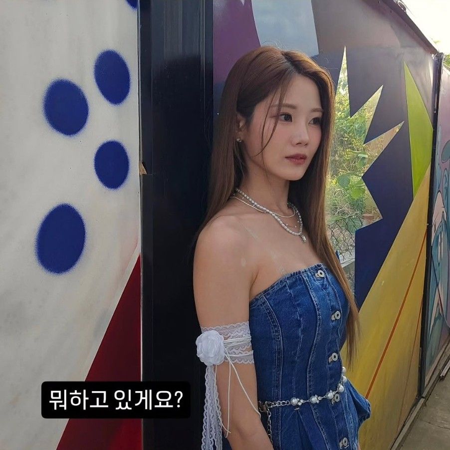Behind-the-scenes cut of Bae Ahyeon