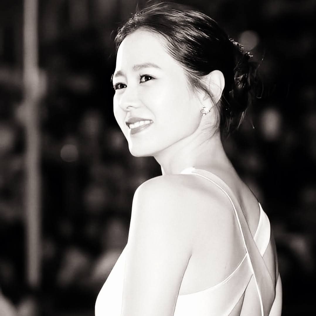 Behind-the-scenes cut of Son Yejin