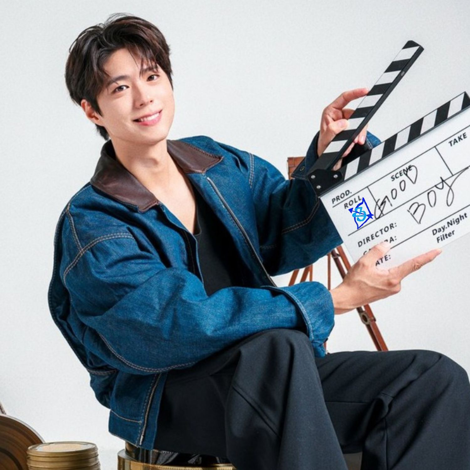 A moment captured by a fan of Park Bogum