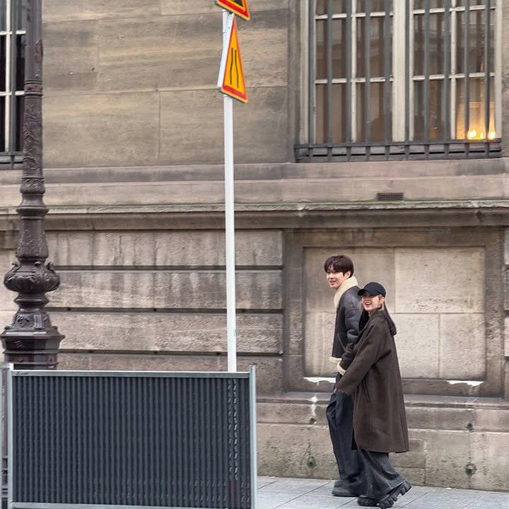 A moment captured by a fan of Choi Wooshik