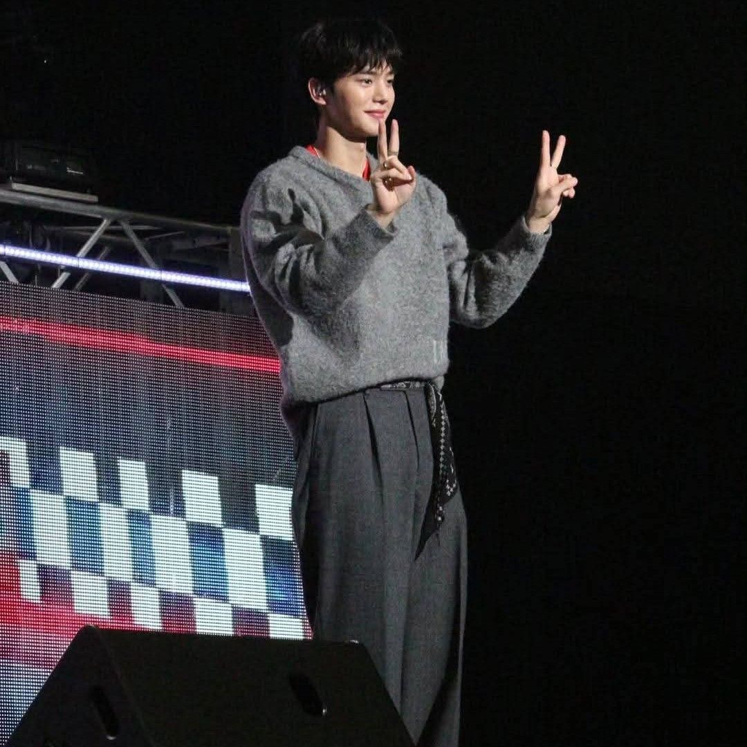 Recent activity shot of Song Kang