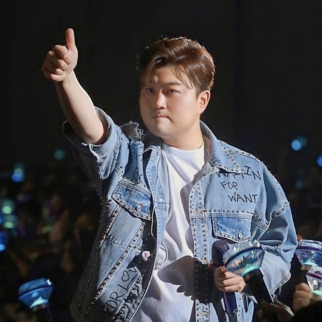 Foto terbaru dari Kim Hojoong