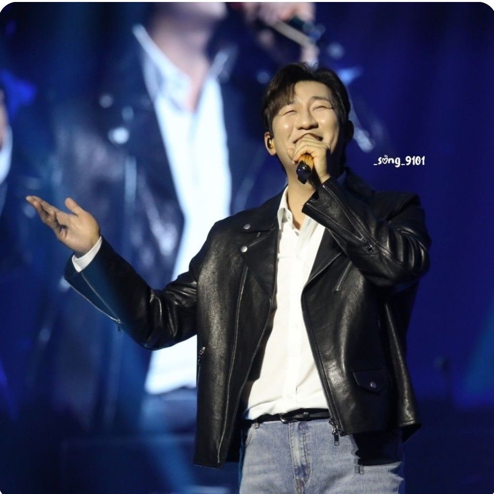 A moment captured by a fan of Na Sangdo