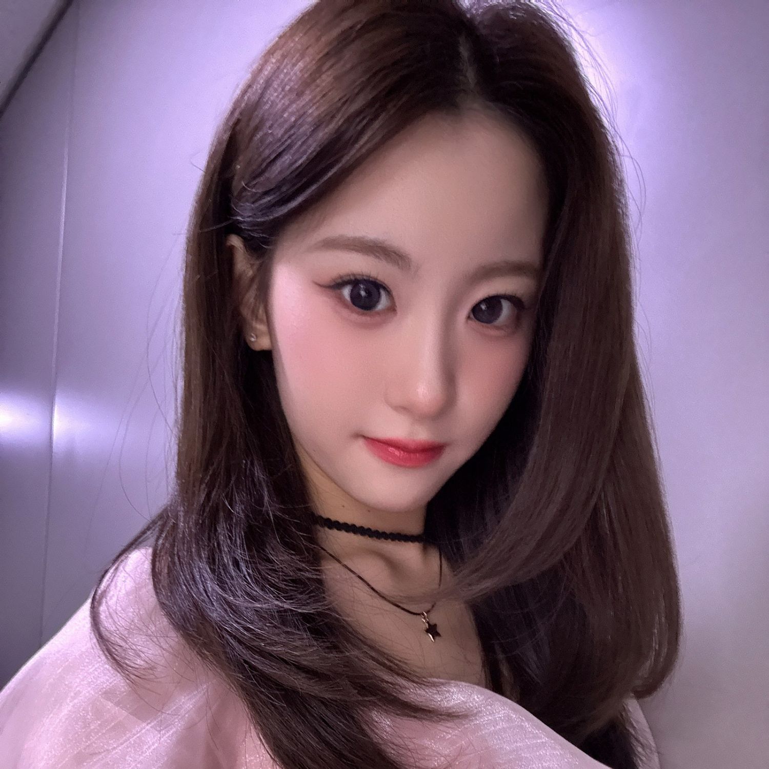 A moment captured by a fan of Oh Yujin