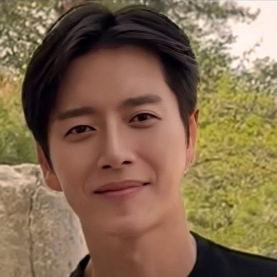Latest photo of Park Haejin