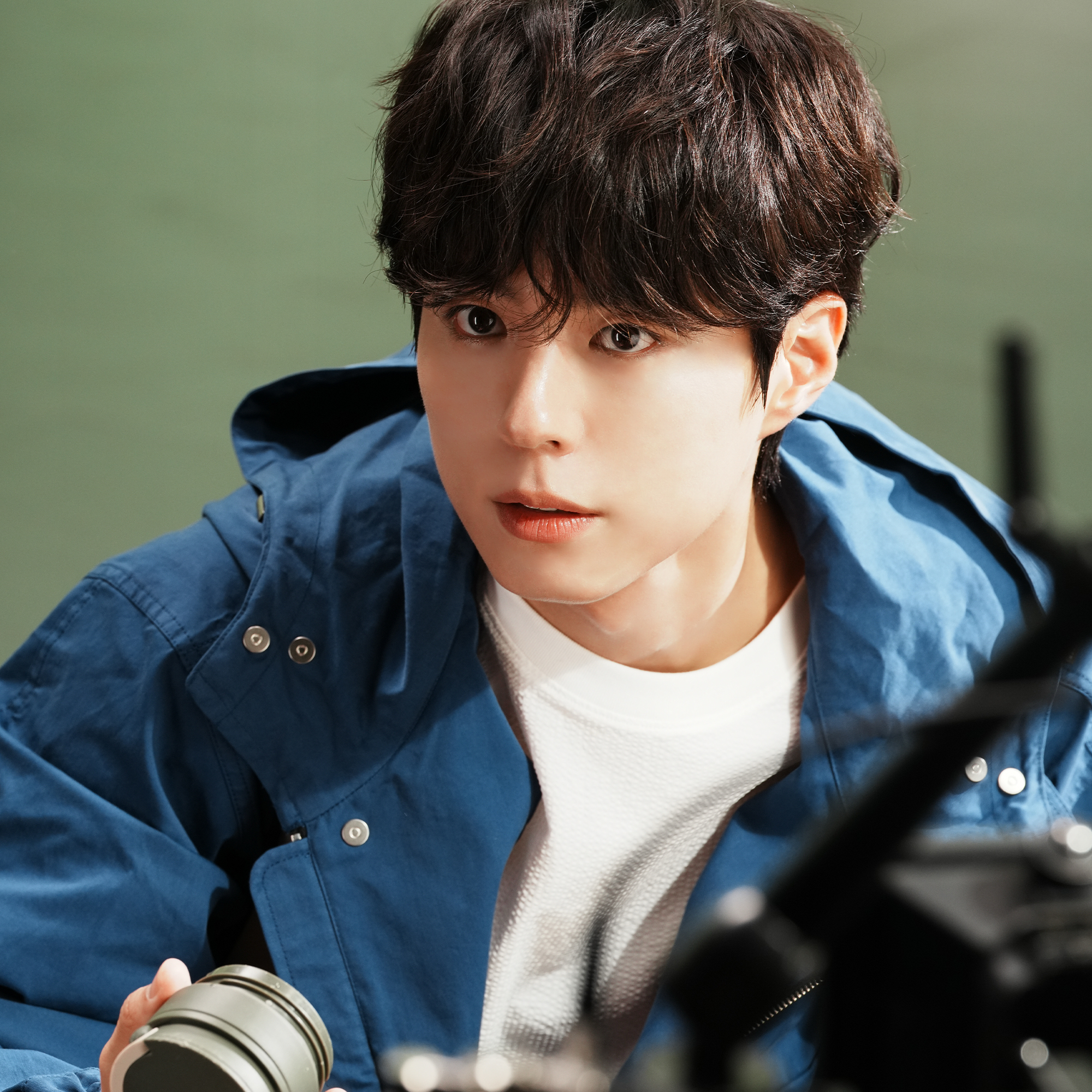 Behind-the-scenes cut of Park Bogum
