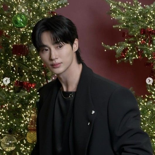 Latest photo of Byeon Wooseok