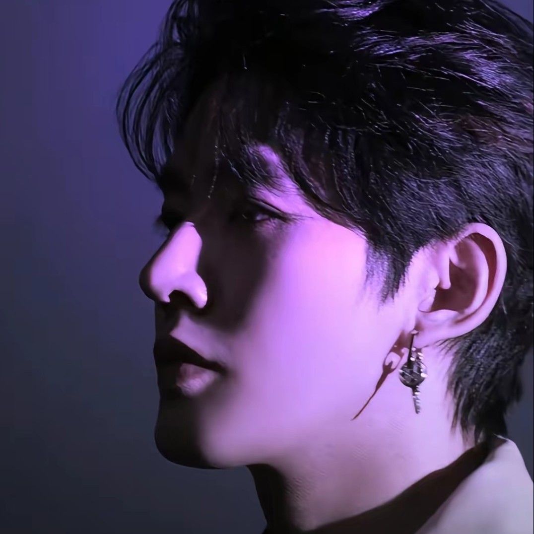 A moment captured by a fan of Deng Wei