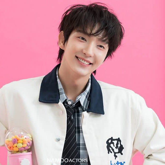 Cuplikan di balik layar dari Lee Joongi